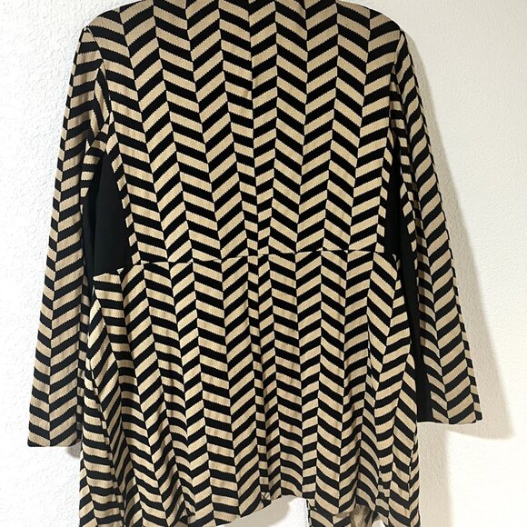 Chico's Long Cardigan Jacket Open Front Herringbon Pattern Black Accents Size 2 - Picture 3 of 7
